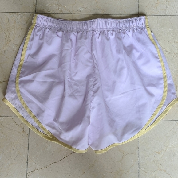 Nike Tempo Running Shorts Lavender Purple Small - Picture 3 of 5